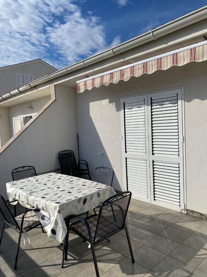 Apartmani Pozega باغ المظهر الخارجي الصورة