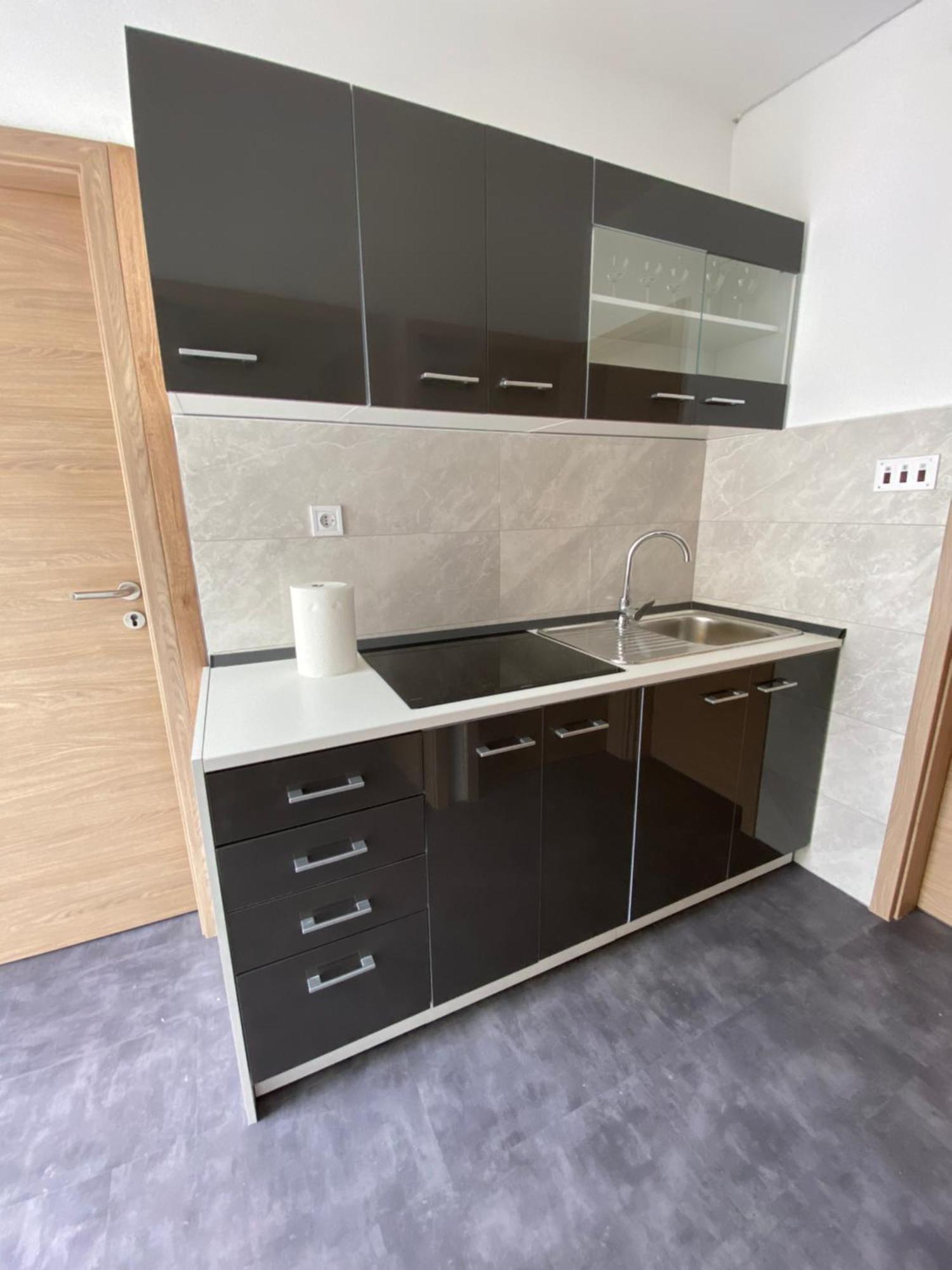 Apartmani Pozega باغ المظهر الخارجي الصورة